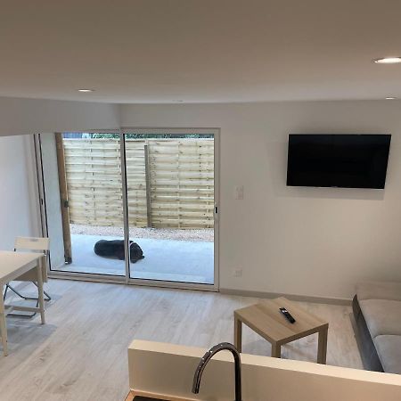 Joli Logement Au Pied Des Alpilles Eyguières Exterior foto